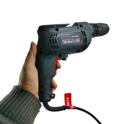 دریل برقی رونیکس 2112 در نمای نزدیک با سه‌نظام اتوماتیک 10 میلی‌متری